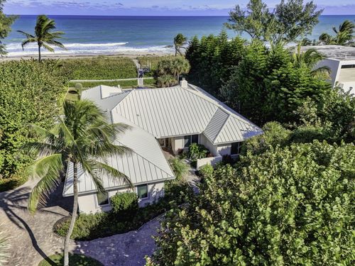 77 N Beach Rd, Jupiter Island, FL, 33455-2101 | Card Image