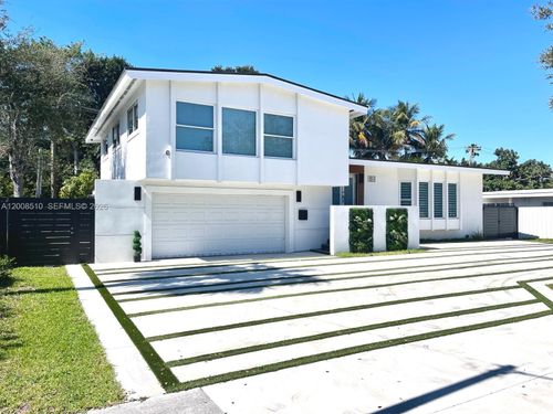 19960 Highland Lakes Blvd, Miami, FL, 33179-2830 | Card Image