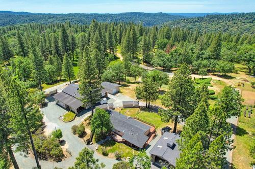 7780 Bear Ln, Somerset, CA, 95684-9395 | Card Image