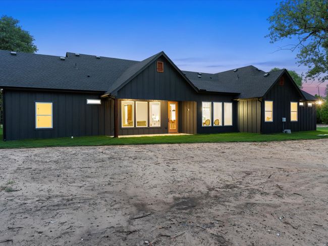 1705 J E Woody Rd, House other with 4 bedrooms, 3 bathrooms and null parking in Springtown TX | Image 36
