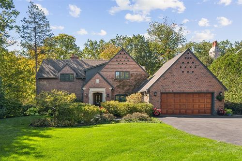350 N Deere Park Dr W, Highland Park, IL, 60035-5348 | Card Image