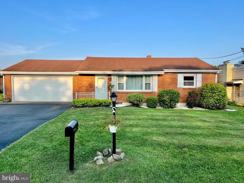 1091 Acri Dr, HARRISBURG, PA, 17111-2915 | Card Image