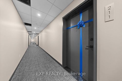 211-3600 Brian Coburn Blvd, Orleans, ON, K4A5T8 | Card Image