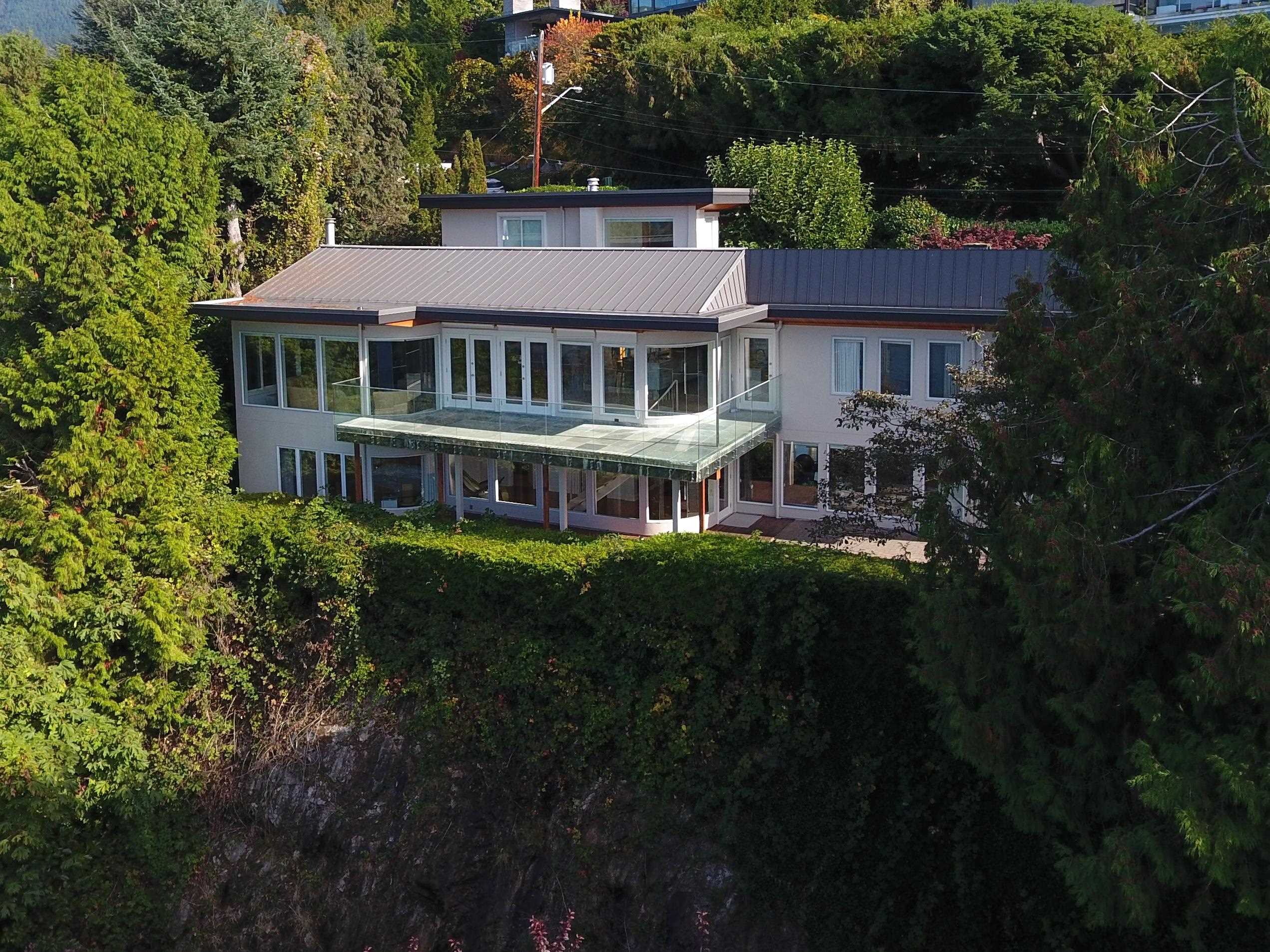 Residential in West Vancouver 2