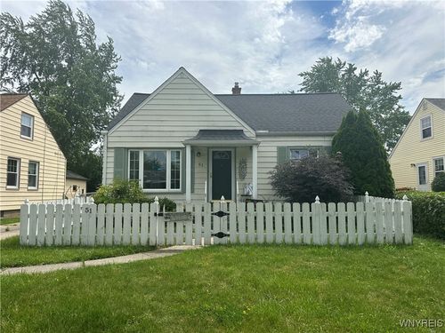 51 Stoneleigh Ave, Buffalo, NY, 14223-2021 | Card Image
