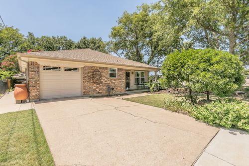 140 Travis St, Keller, TX, 76248-2242 | Card Image