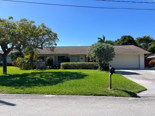 2705 Park Dr, Lantana, FL, 33462-3857 | Card Image
