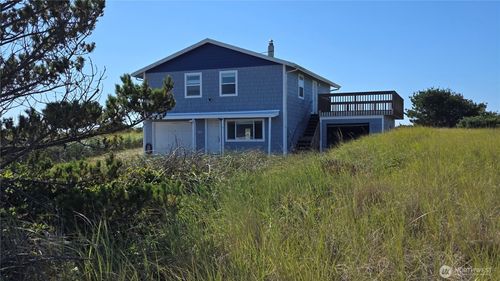 33211 G St, Ocean Park, WA, 98640-5617 | Card Image
