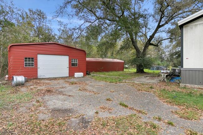 13271 Mustang Trl, House other with 2 bedrooms, 1 bathrooms and null parking in Hamshire TX | Image 5