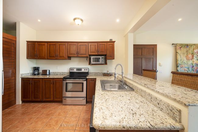 1 Casa Arena Way, Condo with 2 bedrooms, 2 bathrooms and 2 parking in Costa Rica ON | Image 16