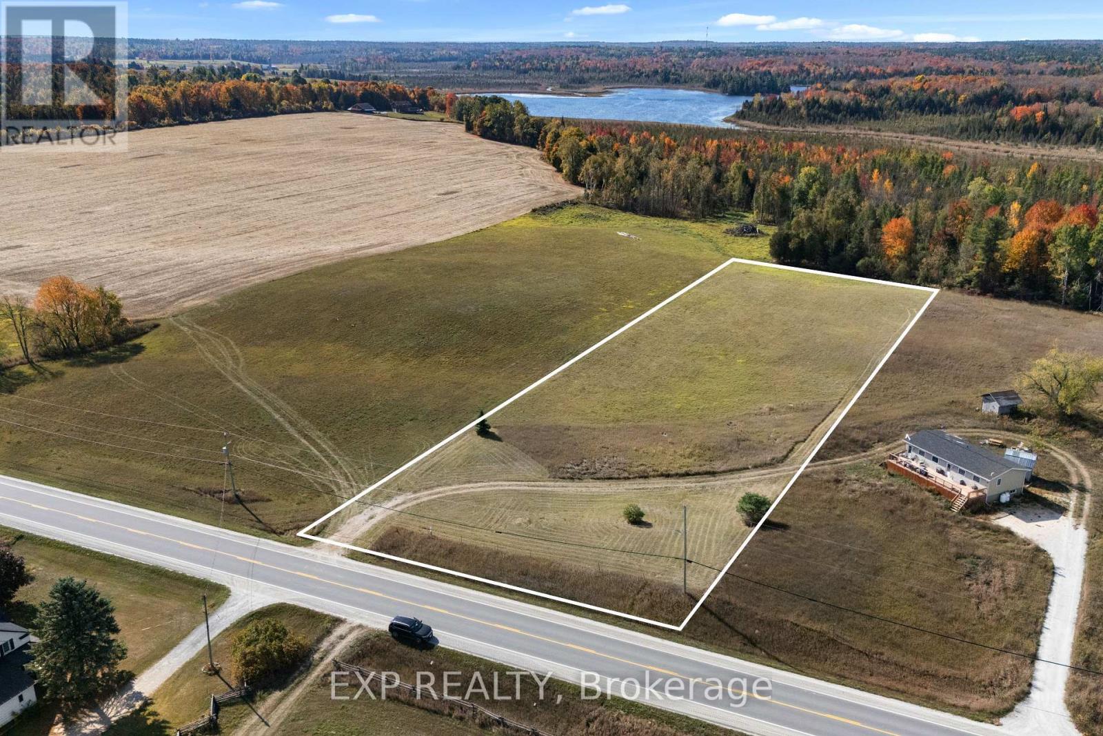 Land in Lanark Highlands 4