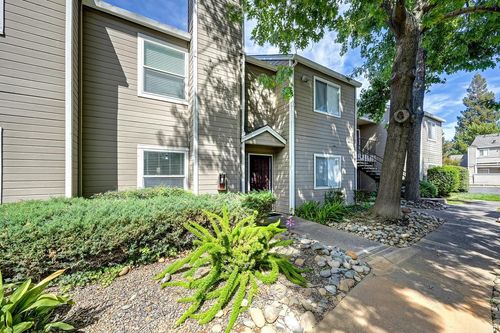 76-9101 Newhall Drive, Sacramento, CA, 95826 | Card Image