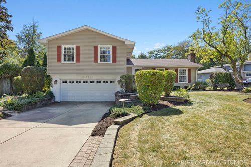 26W529 Blair St, Winfield, IL, 60190-1156 | Card Image