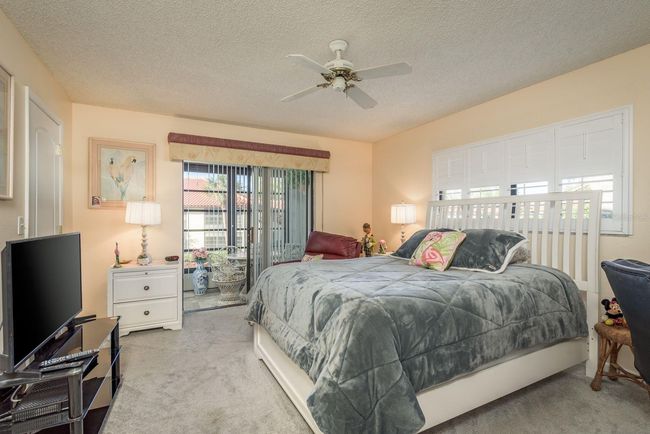 1712 - 1712 Hammock Pine Blvd, Condo with 1 bedrooms, 2 bathrooms and null parking in CLEARWATER FL | Image 15
