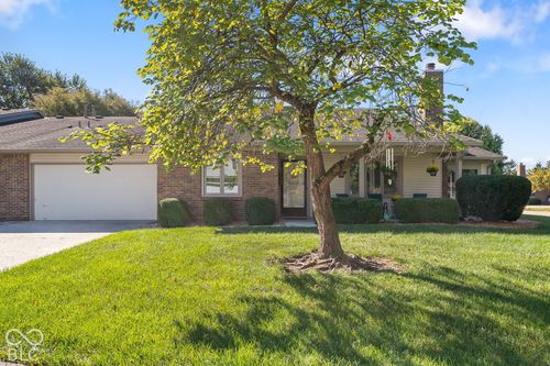 107-7537 Farm View Cir E, Indianapolis, IN, 46256-1994 | Card Image