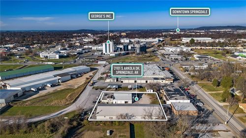 2101 S Arkola Dr, Springdale, AR, 72764-7073 | Card Image