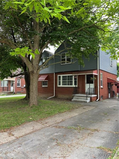620 Beach Rd, Cheektowaga, NY, 14225-2257 | Card Image