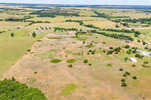 12168 Us Highway 281, Lookeba, OK, 73053-9621 | Card Image