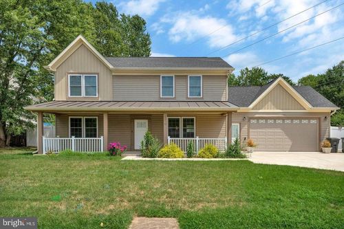 179 Martin Dr, MANASSAS PARK, VA, 20111-1816 | Card Image