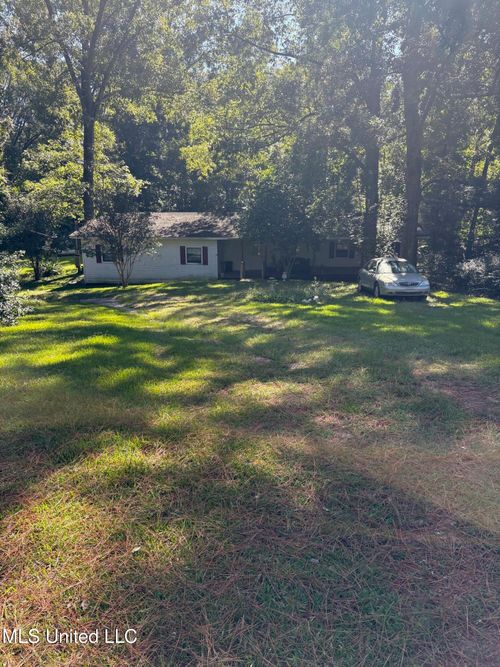 77 Magnolia Acres Rd, Natchez, MS, 39120-9554 | Card Image