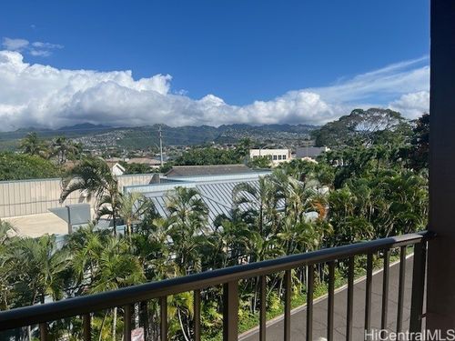 305-3721 Kanaina Ave, Honolulu, HI, 96815-4402 | Card Image