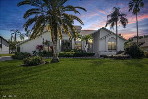 7245 Hendry Creek Dr, Fort Myers, FL, 33908-4213 | Card Image
