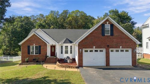 8119 Castle Grove Dr, Mechanicsville, VA, 23111-6524 | Card Image