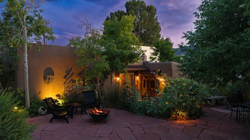 20 Valerio Rd, Ranchos De Taos, NM, 87557-7810 | Card Image