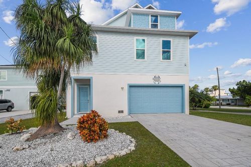 6613 Josie Ln, HUDSON, FL, 34667-1315 | Card Image