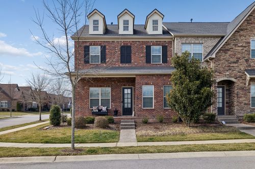 2001 Inland Dr, Franklin, TN, 37064-1859 | Card Image