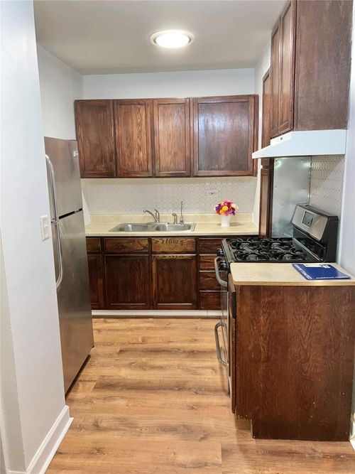apt-4v-164 Highland Ave, Jamaica, NY, 11432-3522 | Card Image
