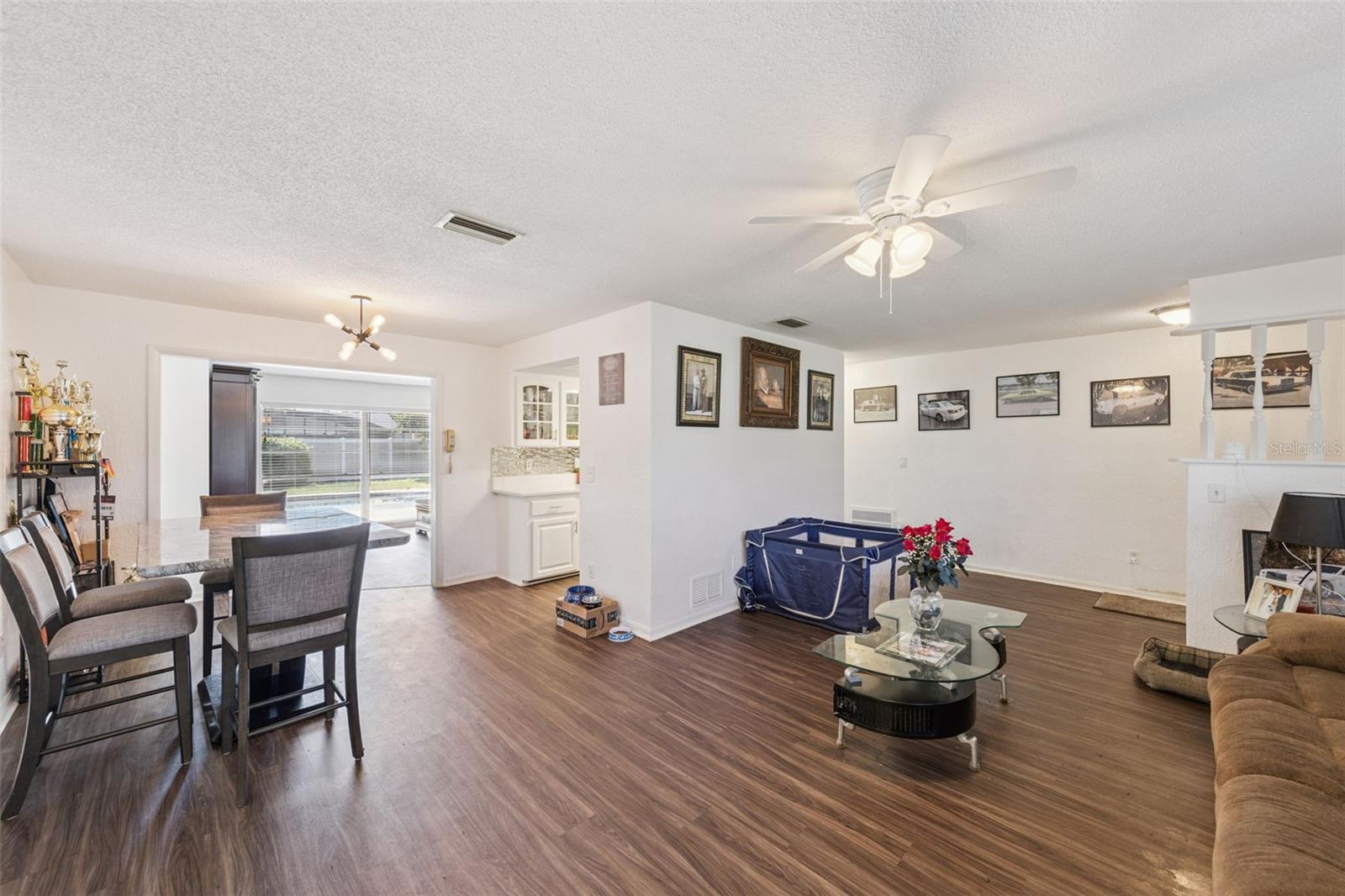 Residential in DELTONA 3