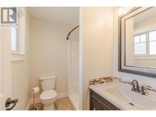 11885 Middleton Rd, House other with 5 bedrooms, 4 bathrooms and 3 parking in Lake Country BC | Image 17