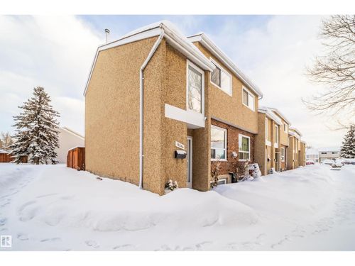 {{alt}} | Card Image