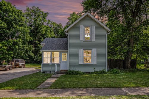 556 Union St, Niles, MI, 49120-1537 | Card Image