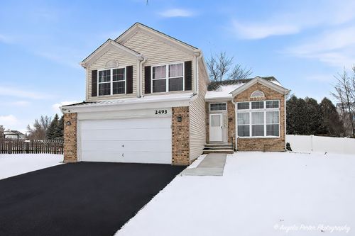 2493 N Orchard Ln, Round Lake Beach, IL, 60073-4904 | Card Image