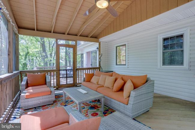8801 Aquary Ct, House other with 5 bedrooms, 4 bathrooms and null parking in SPRINGFIELD VA | Image 29