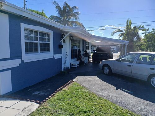 7530 Shalimar St, Miramar, FL, 33023-2541 | Card Image