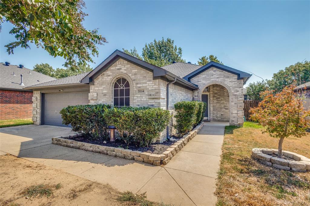 Palos Verdes Dr, Corinth, TX 76210