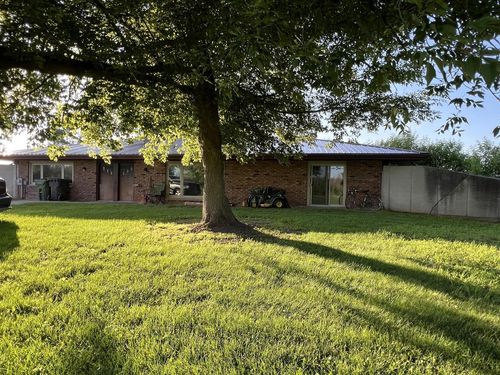 7635 Schwahn Road, Holland, WI, 54126 | Card Image