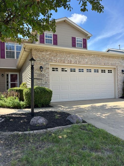 2517 Pembrook Pt, Champaign, IL, 61821-6949 | Card Image