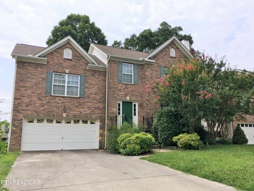 8206 Gallaher Station Dr, Knoxville, TN, 37919-2018 | Card Image