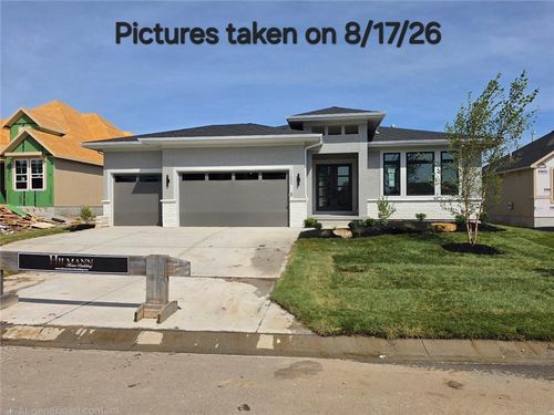 11235 S Gleason Rd, Olathe, KS, 66061 | Card Image