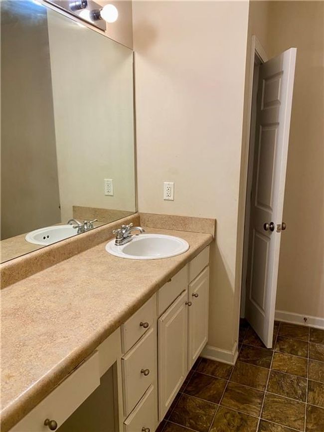 1428 Orchard Park Dr, Condo with 2 bedrooms, 2 bathrooms and null parking in Stone Mountain GA | Image 17