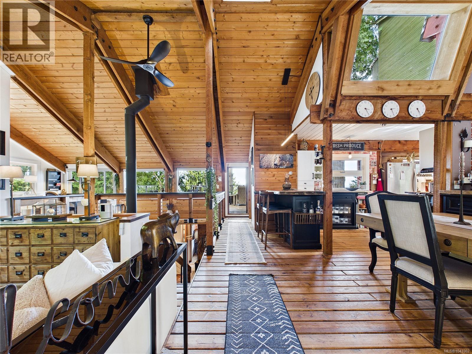 Residential in Salt Spring 4
