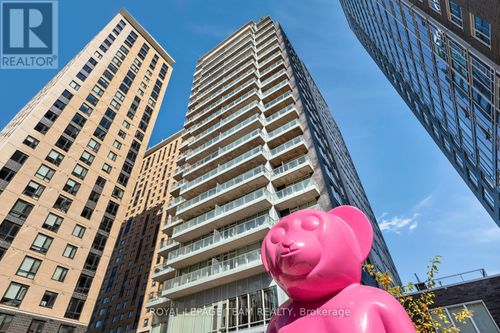 1111-111 Champagne Ave S, Ottawa, ON, K1S5V3 | Card Image