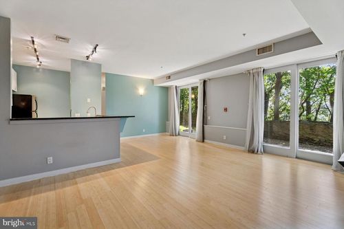 apt-301-182 Gay St, PHILADELPHIA, PA, 19128-4812 | Card Image