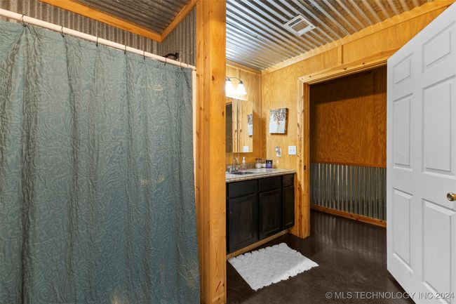 7011 Robinson Rd, House other with 2 bedrooms, 1 bathrooms and null parking in Caddo OK | Image 21