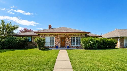 1912 Kentwood Ln, Carrollton, TX, 75007-2408 | Card Image