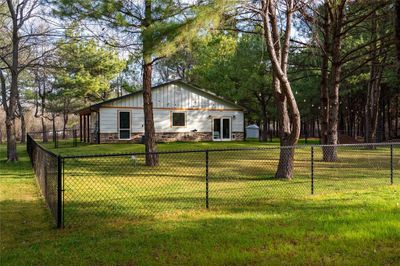 1144 County Road 3230, House other with 2 bedrooms, 1 bathrooms and null parking in Clarksville TX | Image 3